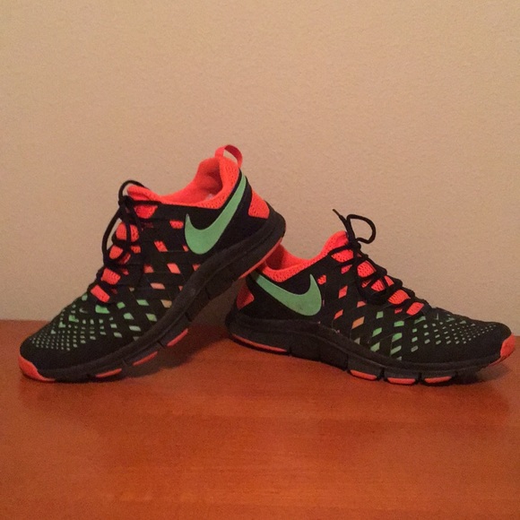 nike free trainer fingertrap